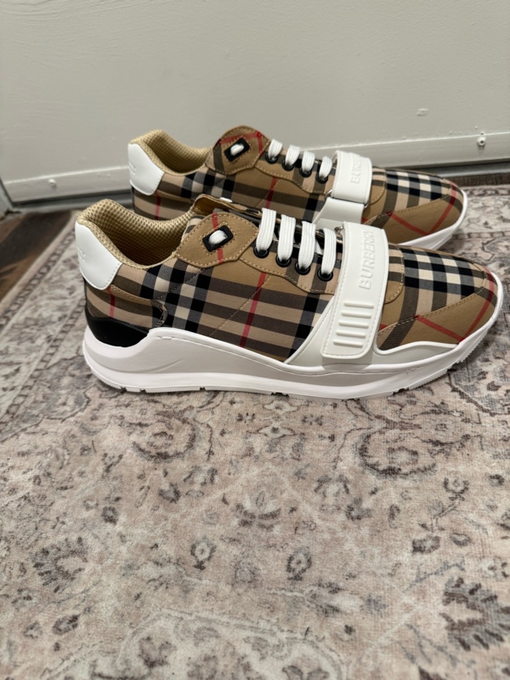 Burberry Beige Classic Check Low-Top Sneakers with White Strap - Picture 2 of 5